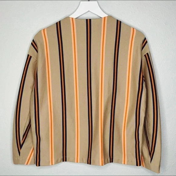 Zukka Pro Button Down Collarless Coat - Picture 2 of 8